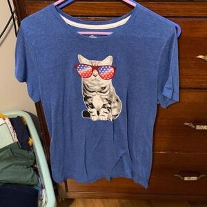 Blue Cat Graphic T-Shirt